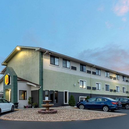 Super 8 By Wyndham Kansas City At Barry Road/Airport Buitenkant foto