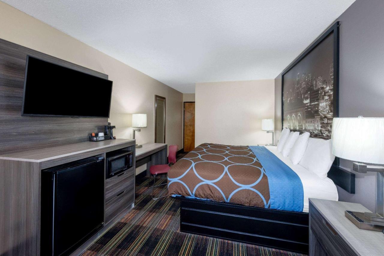 Super 8 By Wyndham Kansas City At Barry Road/Airport Buitenkant foto